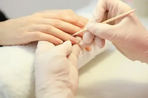 NATA-mobile-nail-service-calgary-best-manicure-for-natural-nails
